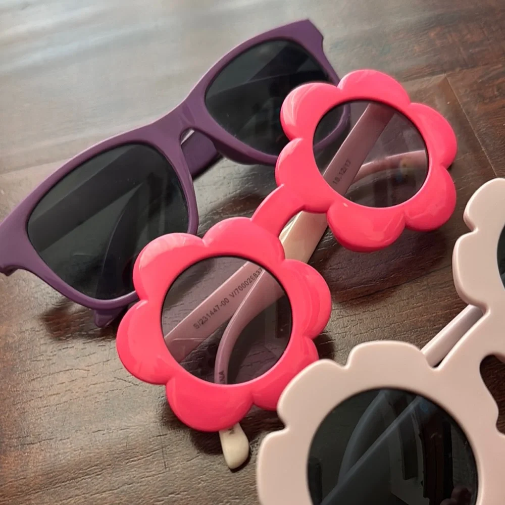 N/A trendy sunglasses